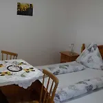 Weingut & Gaestezimmer Pammer Bed & Breakfast